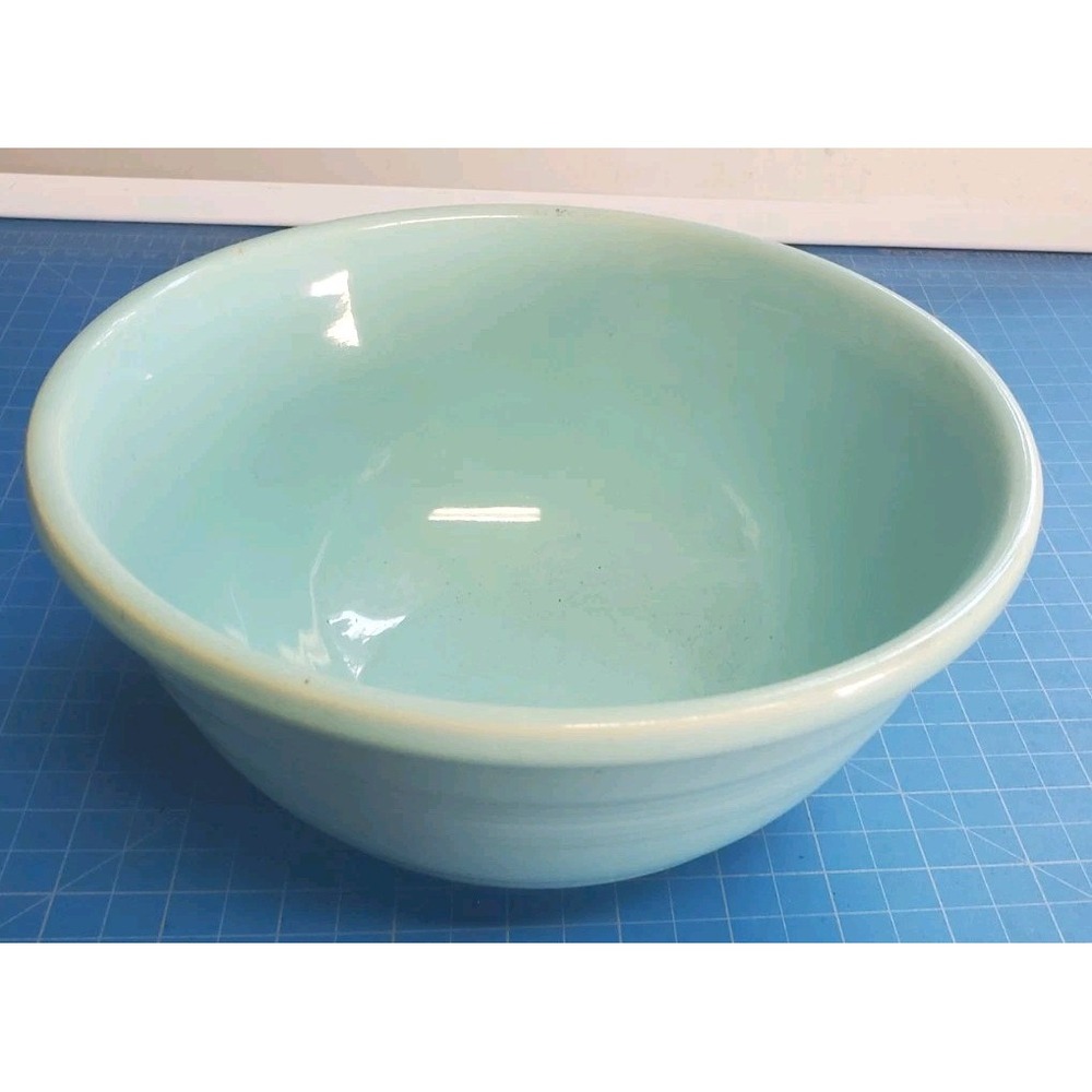 Vintage PACIFIC POTTERY Mixing Bowl Light Blue 18R 8-1/2" older mark